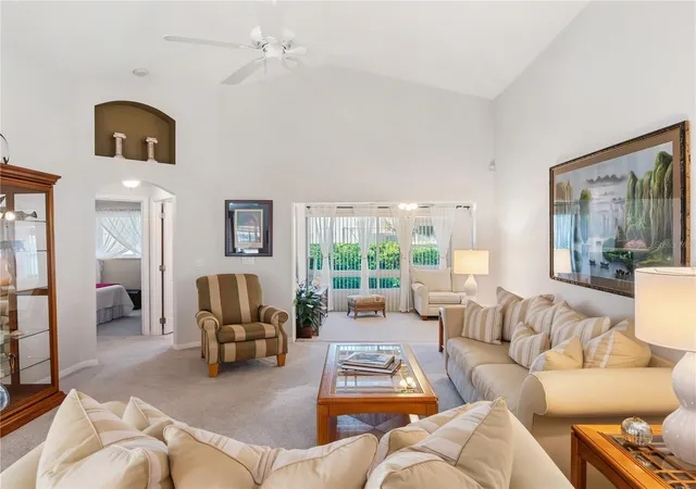 4th image of 3622 Eversholt St, Clermont, FL 34711 | MLS# G5109558