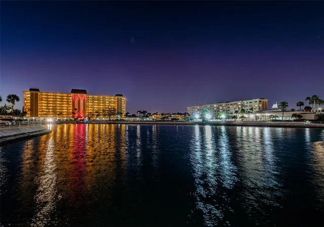 Photo 4 of Condo for sale at 4700 Cove Cir #110, Saint Petersburg, FL 33708 | MLS# TB8486463 | Listing updated on 2026-08-14