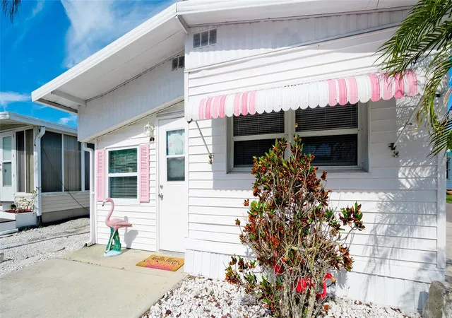 4th image of 31 1St St #31-1, Bradenton, FL 34210 | MLS# A4686150