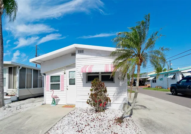5th image of 31 1St St #31-1, Bradenton, FL 34210 | MLS# A4686150