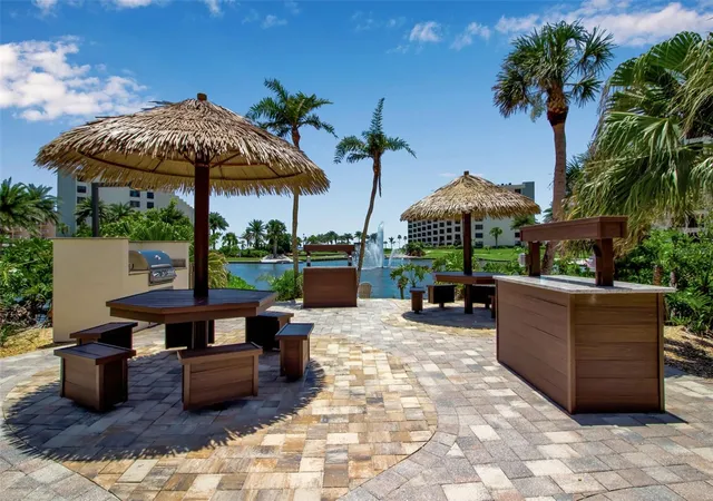 Listing Photo 2 - Condo for sale in building located at 5740 Midnight Pass Rd, Sarasota, FL 34242 - Unit #403