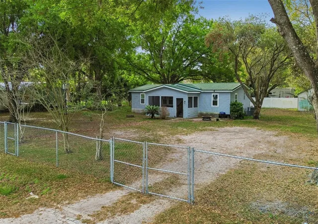 33rd image of 4505 Estate Dr, Plant City, FL 33567 | MLS# TB8486526