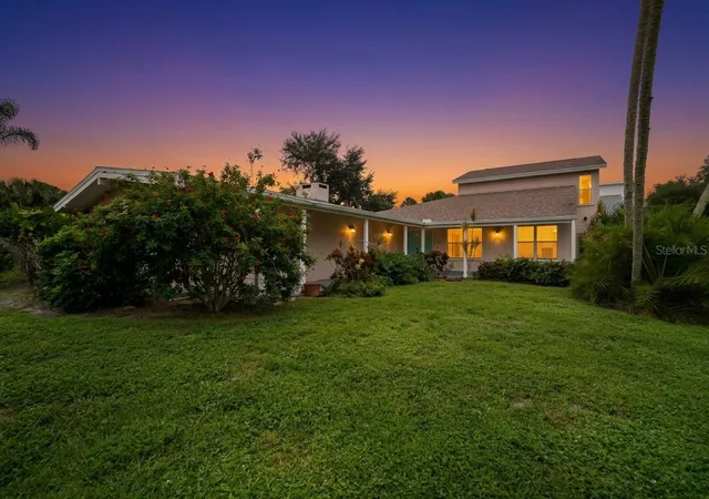 Photo 1 of Single family home for sale at 1804 Baywood Dr, Sarasota, FL 34231 | MLS# A4686175 | Listing updated on 2026-10-05
