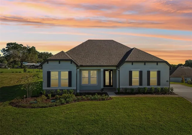 Single family home for sale at 36798 Sundowner Trl, FRUITLAND PARK, FL 34731 | MLS# TB8486548
