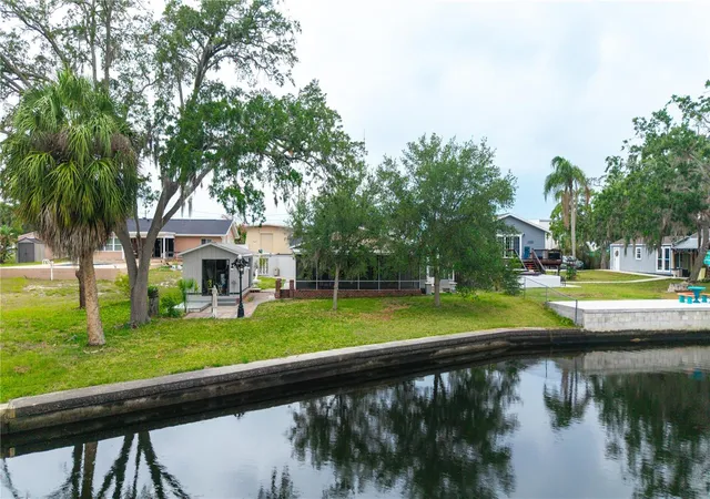 3rd image of 5822 River Rd, New Port Richey, FL 34652 | MLS# W7883897