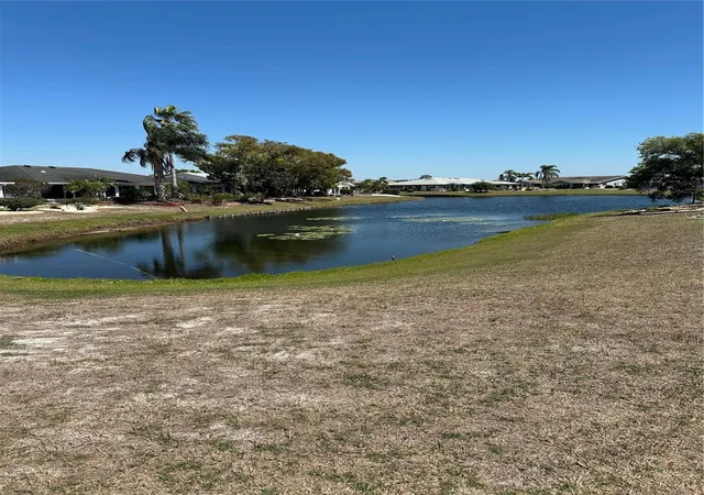 4th image of 1511 Cloister Dr, Sun City Center, FL 33573 | MLS# TB8486596