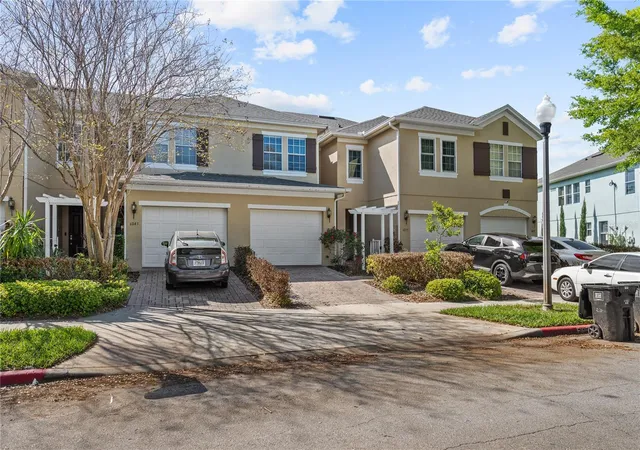 Photo 2 of Sale Pending at 6039 Strada Isle Way, Orlando, FL 32835 | MLS# O6390652 | Listing updated on 2026-09-03