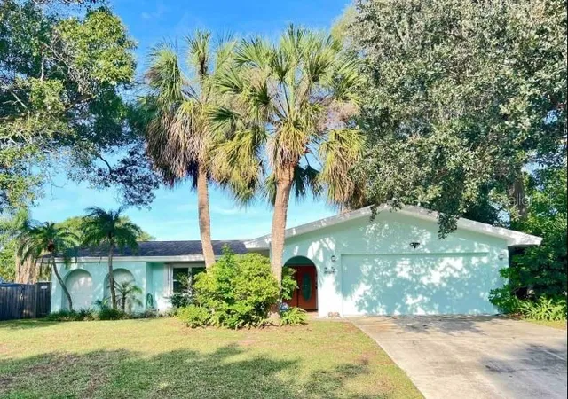 Photo 1 of Single family home for sale at 3749 Mckay Crk Dr, Largo, FL 33770 | MLS# TB8486624 | Listing updated on 2026-09-20