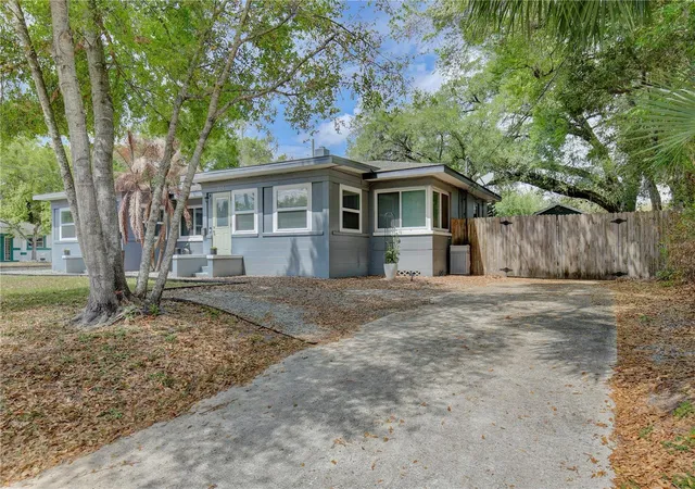 Homes for sale in Orlando, FL | 101 E Winter Park St, Orlando, FL 32804 | MLS# O6390682