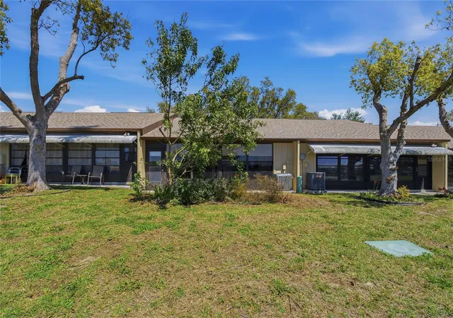 5th image of 11241 Dollar Lake Dr, PORT RICHEY, FL 34668