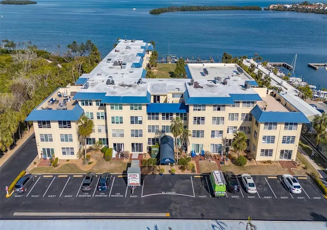 Homes for sale in Longboat Key, FL | 3810 Gulf Of Mexico Dr #F206, Longboat Key, FL 34228 | MLS# A4686238