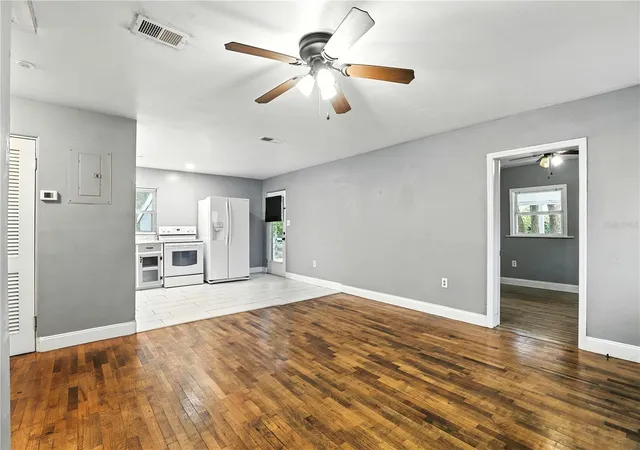 Photo 3 of Single family home for sale at 1412 E Voorhis Ave, Deland, FL 32724 | MLS# O6390783 | Listing updated on 2026-09-27