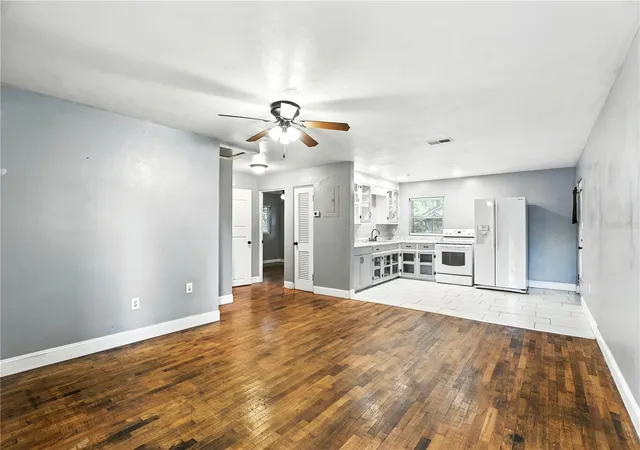 Photo 4 of Single family home for sale at 1412 E Voorhis Ave, Deland, FL 32724 | MLS# O6390783 | Listing updated on 2026-09-27