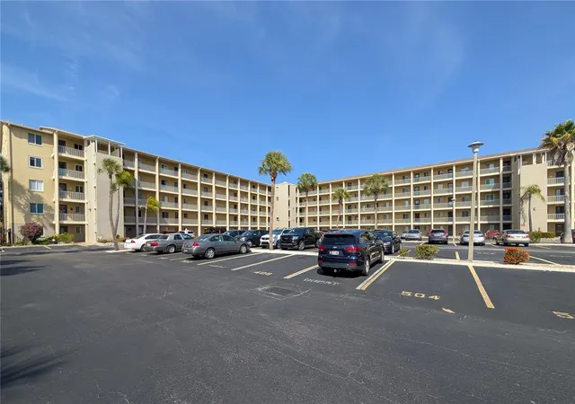 1st image of 3624 Lake Bayshore Dr #K-303, Bradenton, FL 34205 | MLS# A4686262