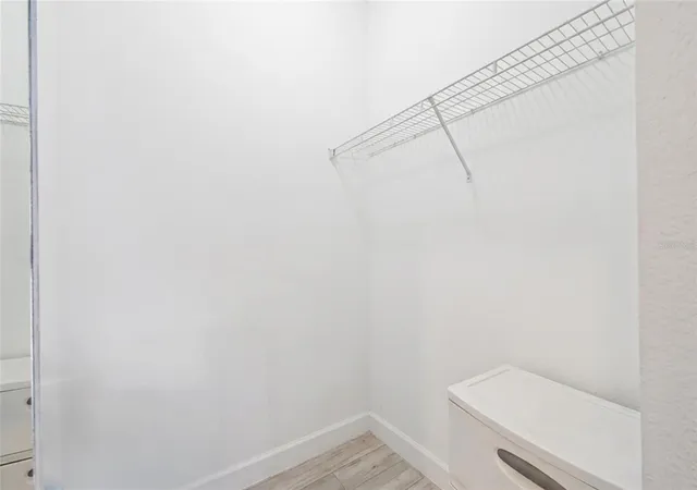 2nd image of 5518 Metrowest Blvd, ORLANDO, FL 32811