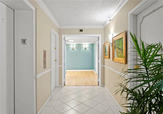 3rd image of 3301 Bayshore Blvd #1904D, Tampa, FL 33629 | MLS# TB8486847