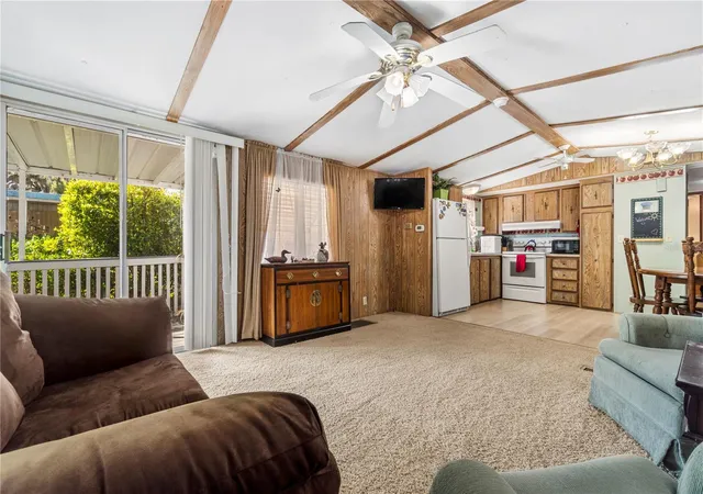 Homes for sale in Lake Panasoffkee, FL | 942 Cr 461, Lake Panasoffkee, FL 33538 | MLS# OM720891
