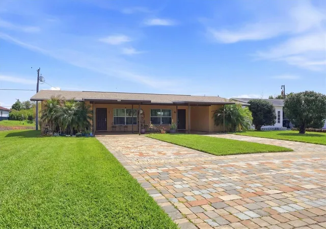 Listing Photo 5 - Condo for sale in building located at 12125 Margarita Ave, NORTH PORT, FL 34287