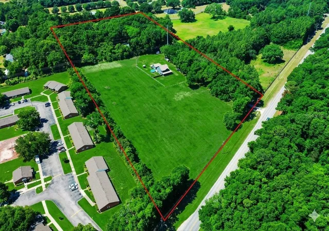 2nd image of 13576 Nw County Road 235, Alachua, FL 32615 | MLS# GC538499