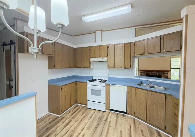 5th image of 270 S Honey Bear Wy, Lecanto, FL 34461 | MLS# TB8486901