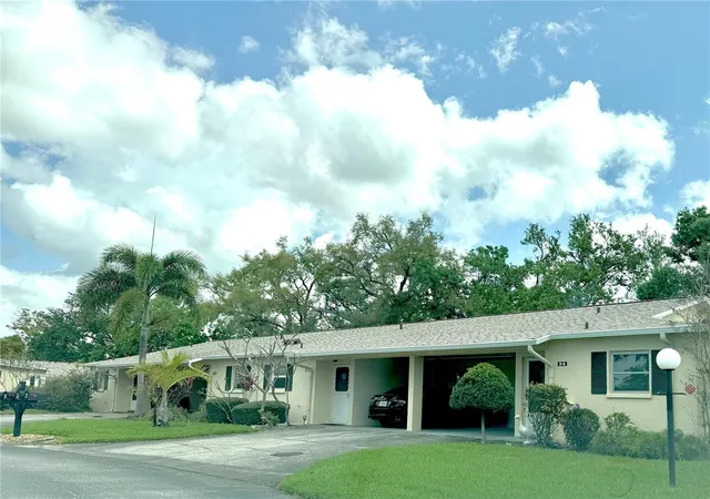 Photo 3 of House for sale at 390 301 Boulevard W #8A, Bradenton, FL 34205 | MLS# A4686297 | Listing updated on 2026-09-04