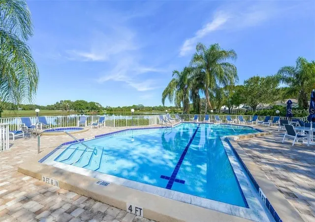 3rd image of 7904 Hampton Ct, University Park, FL 34201 | MLS# A4686304