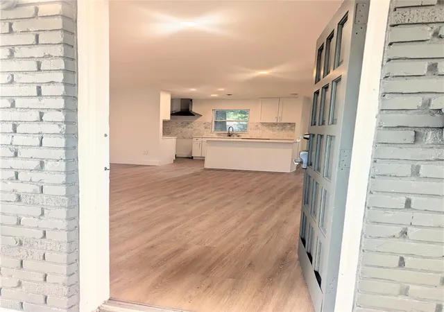 4th image of 3006 E Anderson St, Orlando, FL 32803 | MLS# TB8486930