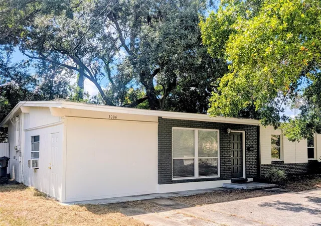 1st image of 3006 E Anderson St, Orlando, FL 32803 | MLS# TB8486930