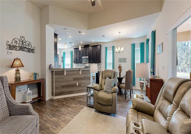 Photo 4 of Sale Pending at 133 Park Pl Cir, Palm Coast, FL 32164 | MLS# FC316937 | Listing updated on 2026-09-30