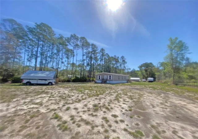 Photo 1 of Manufactured home for sale at 203 Sw 5th Avenue, Palatka, FL 32177 | MLS# GC538504 | Listing updated on 2026-09-14
