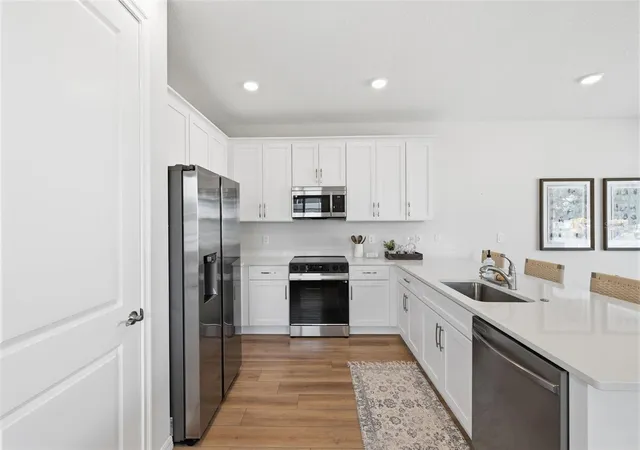 5th image of 5839 Angela Leyla Pl, Riverview, FL 33578 | MLS# O6390954
