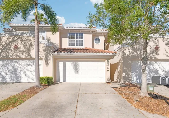 Photo 2 of Townhouse for sale at 300 Valencia Cir, St Petersburg, FL 33716 | MLS# TB8486971 | Listing updated on 2026-10-02