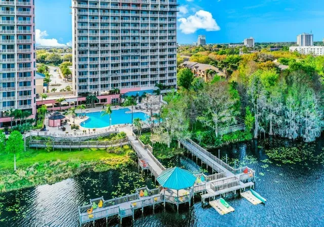 Photo 1 of Condo for sale at 13427 Blue Heron Beach Dr #406, Orlando, FL 32821 | MLS# G5109640 | Listing updated on 2026-09-15