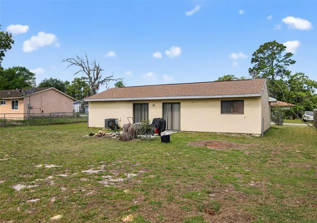 Photo 3 of Single family home for sale at 8821 Se 89th Place, Ocala, FL 34472 | MLS# O6390982 | Listing updated on 2026-09-21