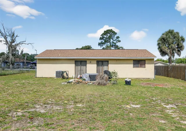 Photo 4 of Single family home for sale at 8821 SE 89th Place, Ocala, FL 34472 | MLS# O6390982 | Listing updated on 2026-09-21