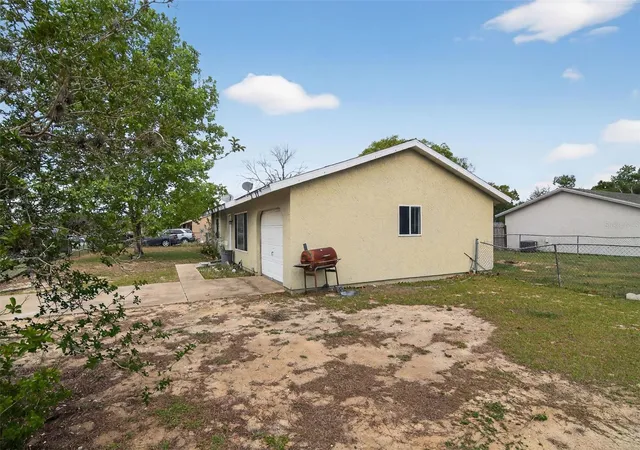 2nd image of 8779 Se 89th Pl, Ocala, FL 34472 | MLS# O6390983