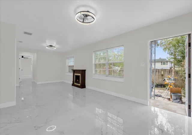 Photo 2 of Single family home for sale at 7506 Mott Ave, Orlando, FL 32810 | MLS# S5145873 | Listing updated on 2026-08-26