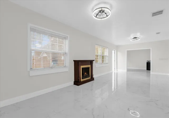 Photo 3 of Single family home for sale at 7506 Mott Ave, Orlando, FL 32810 | MLS# S5145873 | Listing updated on 2026-08-26