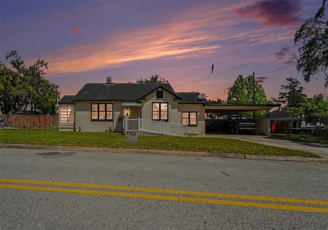1st image of 219 Sw 6th St, Ocala, FL 34471 | MLS# O6390991
