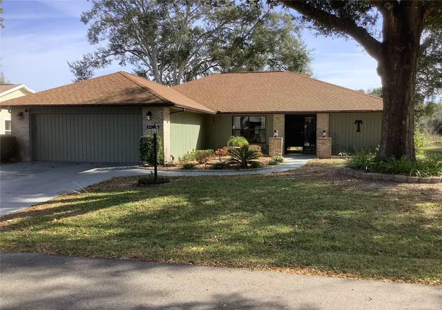 Homes for sale in Dade City, FL | 34433 Cedarfield Dr, Dade City, FL 33523 | MLS# TB8487042