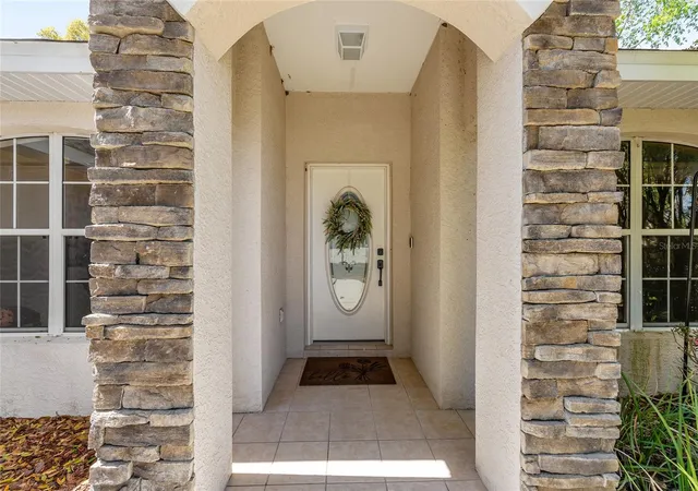3rd image of 4515 Nw 6Th Cir, Ocala, FL 34475 | MLS# OM720922