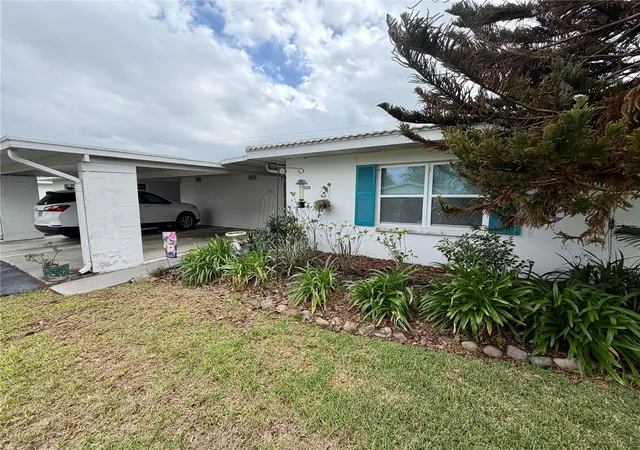 Photo 3 of Single family home for sale at 524 Cameo Dr, Lakeland, FL 33803 | MLS# L4960286 | Listing updated on 2026-09-12
