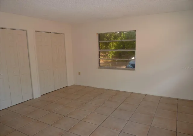 4th image of 1154 Fairway Dr, Lakeland, FL 33801 | MLS# S5145895
