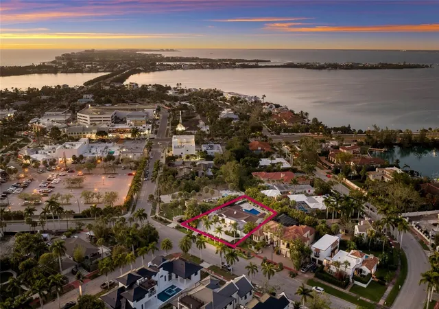 5th image of 103 Fillmore Dr, Sarasota, FL 34236 | MLS# A4686381