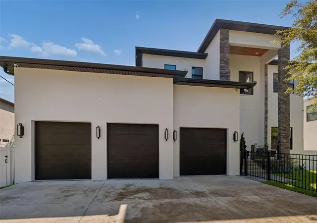 3rd image of 5410 Bayshore Blvd, Tampa, FL 33611 | MLS# TB8487145