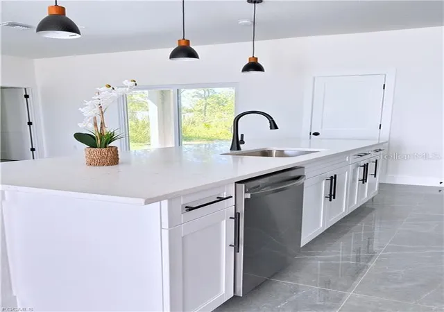 5th image of 842 Giorgio Ave S, Lehigh Acres, FL 33974 | MLS# A4686402