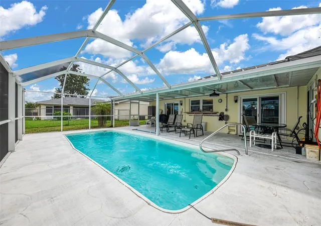4th image of 6282 Fabian Rd, North Port, FL 34287 | MLS# C7523439