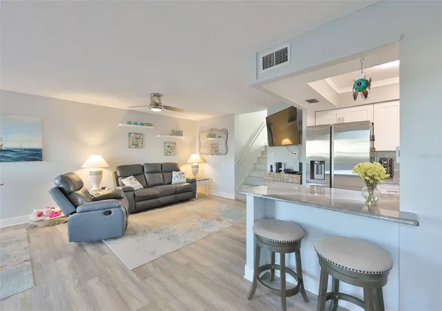 5th image of 14800 Walsingham Rd, Largo, FL 33774