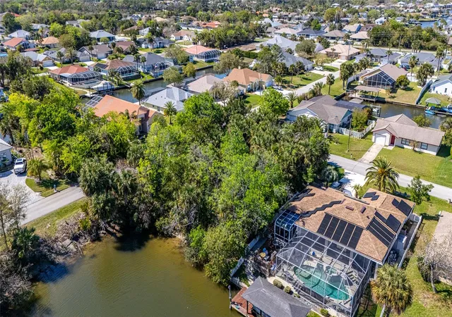 5th image of 2 Coconut Ct, Palm Coast, FL 32137 | MLS# FC316957