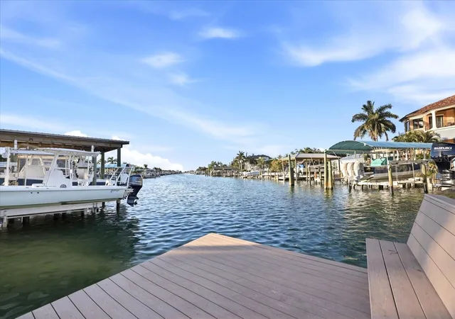 2nd image of 350 Harbor Psge, Clearwater Beach, FL 33767 | MLS# TB8487226